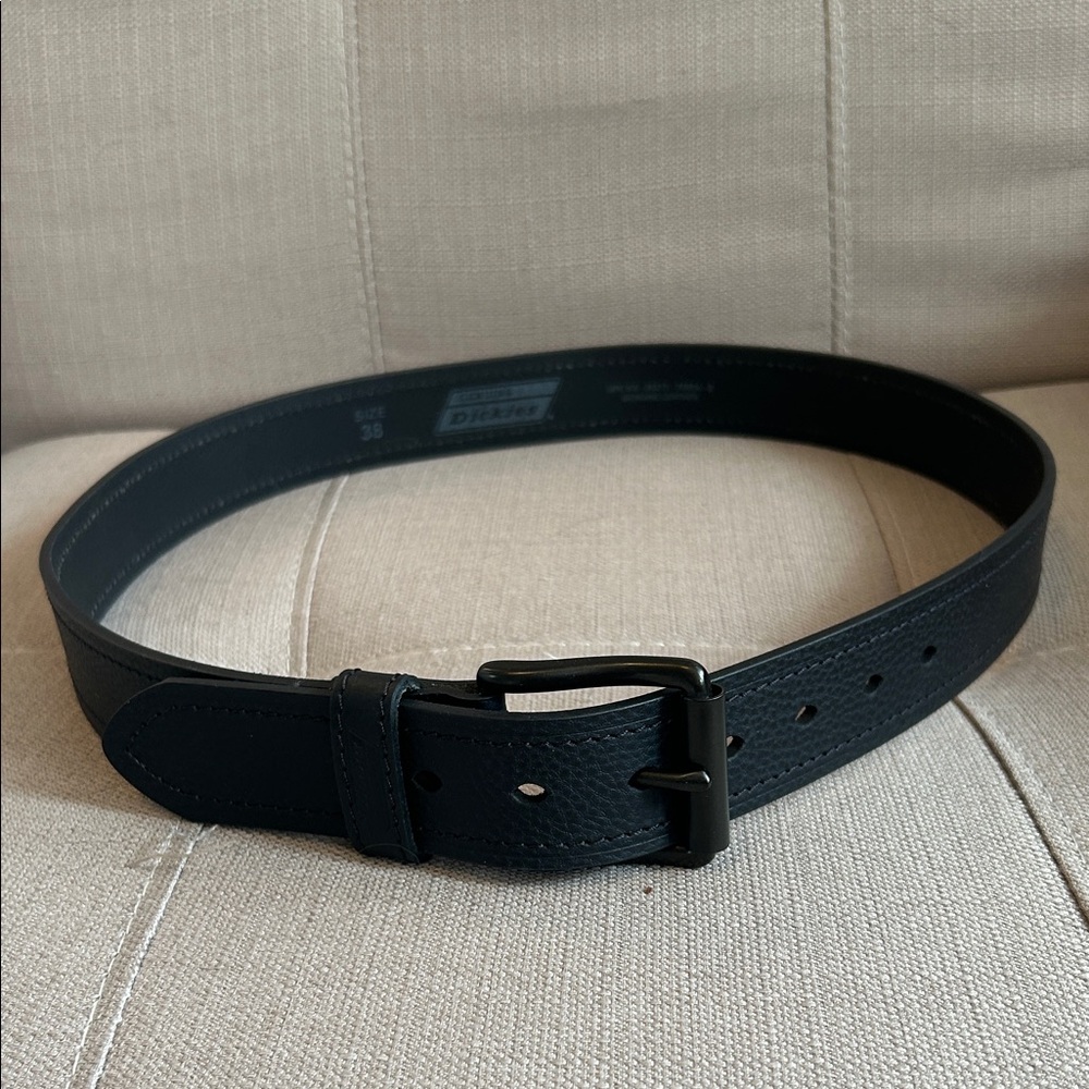 Dickies Genuine Leather Black Belt Size 38